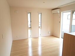 ブリリアントI 2階2LDKのリビング/ダイニング