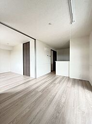 GRAMM六地蔵B棟 1階1LDKのリビング/ダイニング