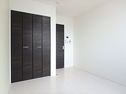 シャーマ北綾瀬 102 1階1Kのリビング/ダイニング