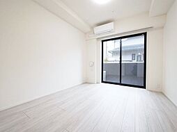 ★1階住戸の写真です。色が異なる場合があります★