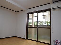 えむ・ハウス 1階ワンルームのリビング/ダイニング