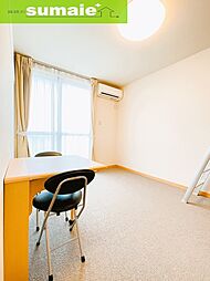 レオパレス湊御殿 3階1Kのリビング/ダイニング