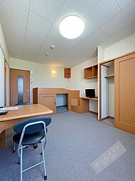 レオパレスプラム 203 2階1Kのリビング/ダイニング