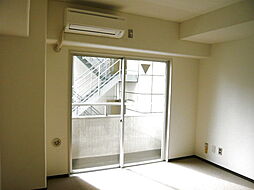 中銀第2新橋マンシオン 603 6階ワンルームのリビング/ダイニング