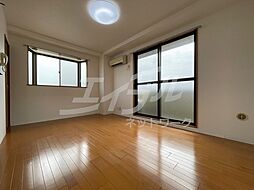 レジデンス南高浜 3階1Kのリビング/ダイニング