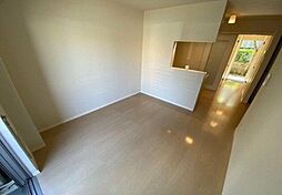 ウィステリア 1階1LDKのリビング/ダイニング