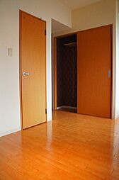 ハイネスセンターコート 5階1DKのリビング/ダイニング