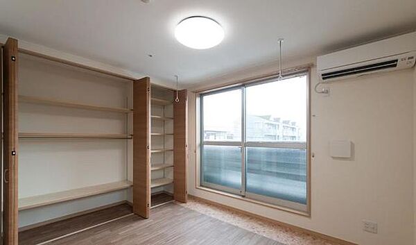 日野宿山屋敷住宅　南七番館