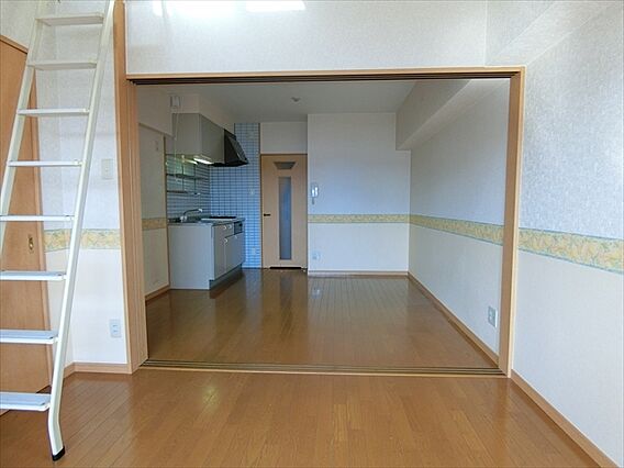 ジョフラン鳥飼_内装_0