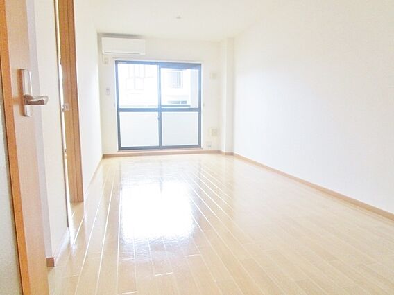 ラ・セラ・イースト_内装_8