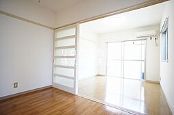 小田急小田原線 下北沢駅 徒歩7分の賃貸マンション 1階1Kのリビング/ダイニング