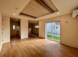 ＢＬＯＯＭＩＮＧ ＭＡＩＳＯＮ船橋市三山 3LDKのリビング/ダイニング