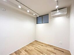 東京メトロ丸ノ内線 新中野駅 徒歩4分の賃貸マンション 地下1階1LDKのリビング/ダイニング