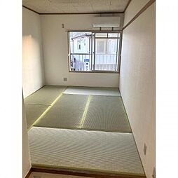 エステートいずみ 2階ワンルームのリビング/ダイニング