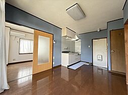 グリーンハイツ黒川1 301 3階2DKのリビング/ダイニング