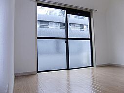 麻布フラット 5階ワンルームのリビング/ダイニング