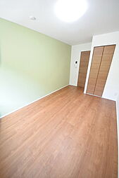 多摩都市モノレール 中央大学・明星大学駅 徒歩6分の賃貸アパート 1階1Kのリビング/ダイニング