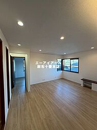 東急東横線 代官山駅 徒歩12分の賃貸アパート 2階3SLDKのリビング/ダイニング