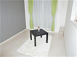 ペティパレス薬園台 4階ワンルームのリビング/ダイニング