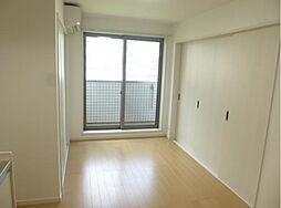 東急池上線 大崎広小路駅 徒歩4分の賃貸マンション 1階1DKのリビング/ダイニング