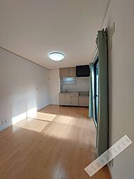 ハイカムール木下 2階2LDKのリビング/ダイニング