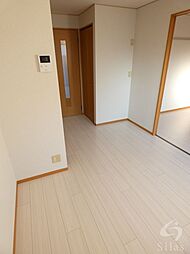 グランシャリオ　I棟 1階1DKのリビング/ダイニング