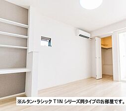 タウンハウス 101 1階1Kのリビング/ダイニング