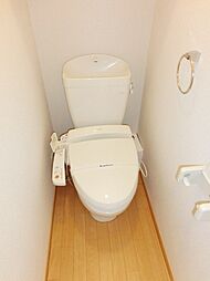 [トイレ] 温水洗浄便座付き