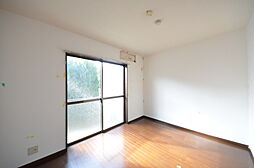 多摩都市モノレール 中央大学・明星大学駅 徒歩3分の賃貸アパート 2階1Kのリビング/ダイニング