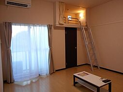 JR中央線 西八王子駅 バス22分 楢原町下車 徒歩14分の賃貸アパート 1階1Kのリビング/ダイニング