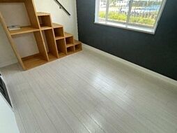 ダルーチャ北初富II 1階1Kのリビング/ダイニング