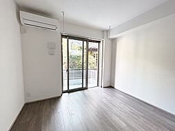 Blue lily 104 1階1Kのリビング/ダイニング