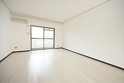 中町ハウス 2階ワンルームのリビング/ダイニング