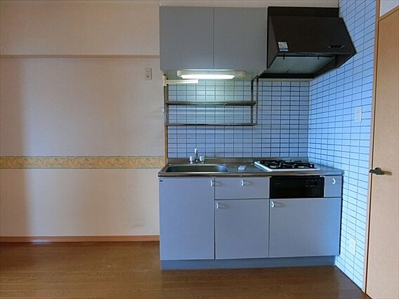 ジョフラン鳥飼_内装_1