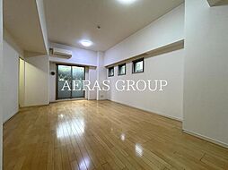 デルックス永田町 101 1階2LDKのリビング/ダイニング