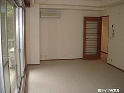 ブルグ池田山 2階2LDKのリビング/ダイニング