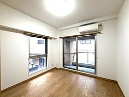 TWIZA 2階1LDKのリビング/ダイニング