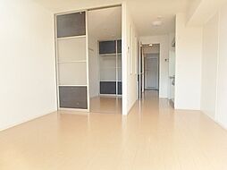 ジャルディネット 102 1階1LDKのリビング/ダイニング