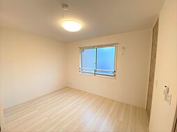 エメ　ドゥーズ 101 1階1LDKのリビング/ダイニング