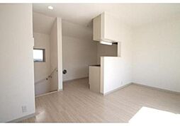 キングハウス三軒茶屋 1階1LDKのリビング/ダイニング