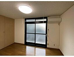 エバーハピネス 2階1Kのリビング/ダイニング