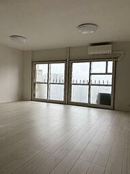 カーサ池尻 10階ワンルームのリビング/ダイニング