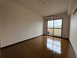 多摩都市モノレール 中央大学・明星大学駅 徒歩5分の賃貸マンション 4階1Kのリビング/ダイニング