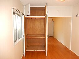 メゾンクレソンI 1階ワンルームのリビング/ダイニング