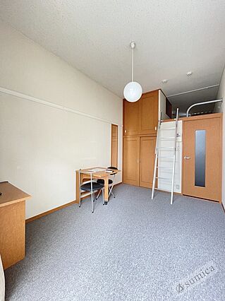 レオパレスチャトレーセゾン_内装_0