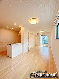 ロイズ紀三井寺I 101 1階1LDKのリビング/ダイニング