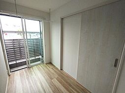 アムールII 1階1DKのリビング/ダイニング