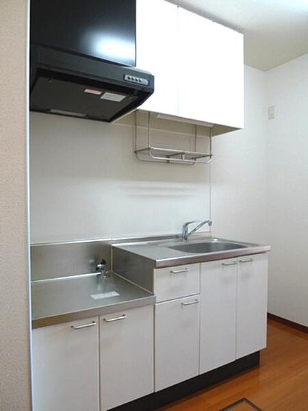 画像11:【キッチン】ガスコンロ対応キッチン！！水切り棚も設置しています！！