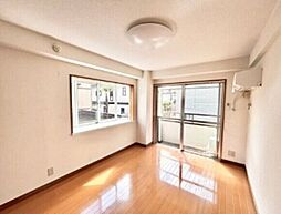 プラスハイツ1 2階1Kのリビング/ダイニング