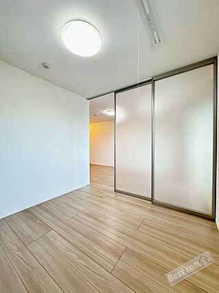 TIMBERBROOK_内装_1